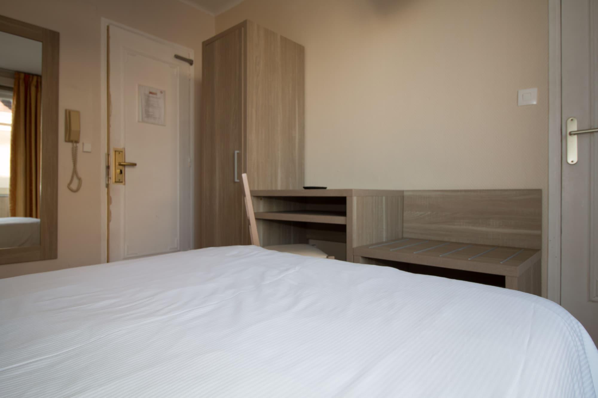 Hôtel Pacific Calais Exterior foto